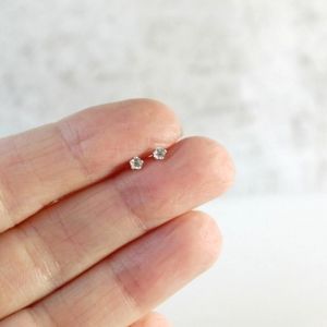 #U18 New Silver Tiny Small Earrings Crystal Studs One Pair